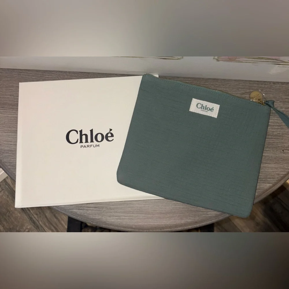 Chloé Parfum Green Cosmetic Pouch